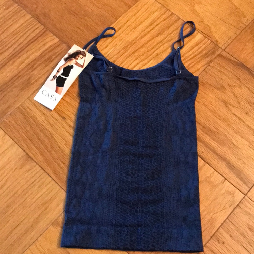 Tank top - Picture 2 of 2